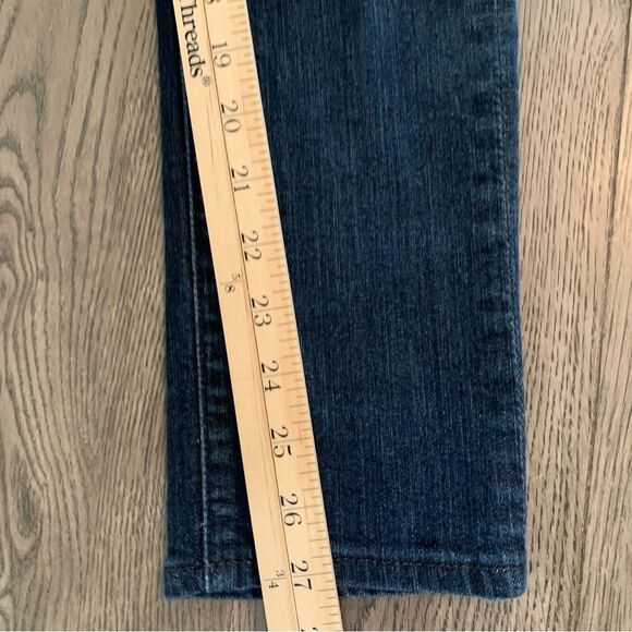 7 FOR ALL MANKIND Roxanne Jeans Women’s Size 27 Medium Wash Blue. - Picture 13 of 14